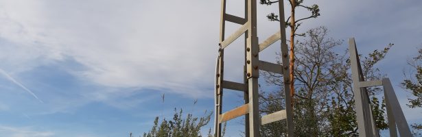 Sol•licitud d’estudi de protecció de la torre elèctrica de la plaça de l’U d’Octubre